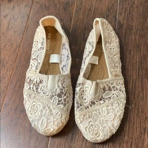 Lace slip on shoes size 8
